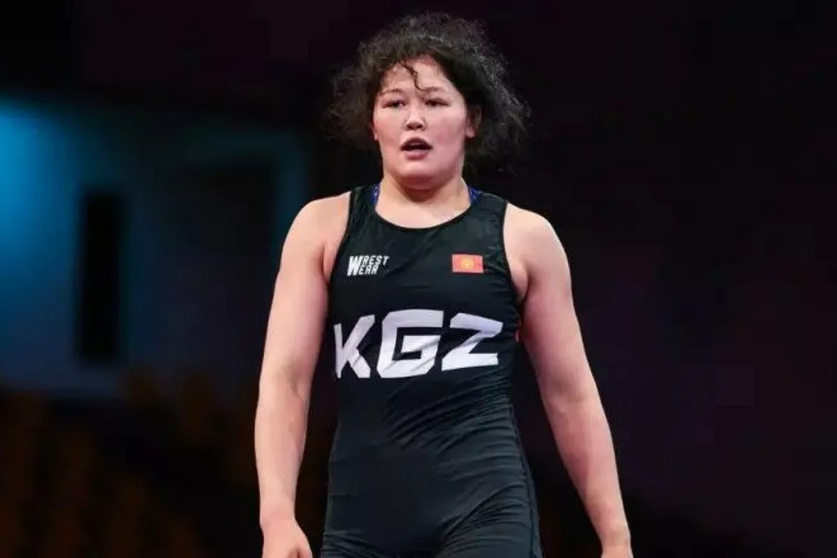 Kyrgyz Wrestler Battles for Bronze at U20 World Wrestling Championships in Bulgaria