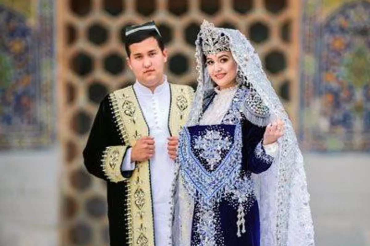 Majority of Uzbek Men Choose Their 20s for Marriage, Statistics Show