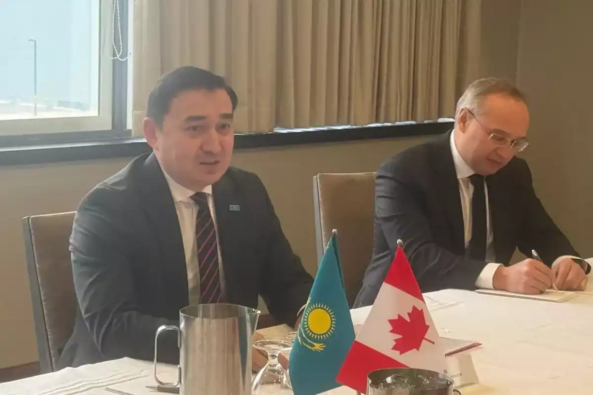 Kazakhstan and Canada Hold Political Consultations