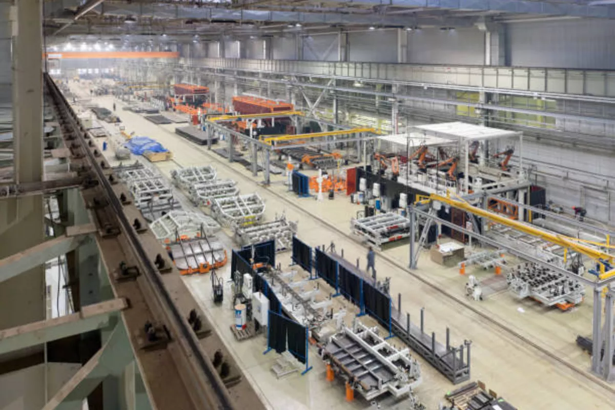 Uzbekistan’s Industrial Output Hits UZS 865 Trillion in First Ten Months of 2025