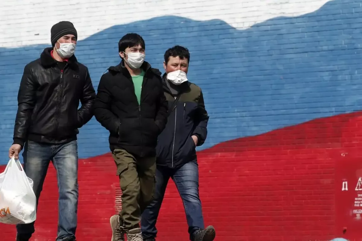 Turkmen Migrants Face Deportations Amid Russia's Escalating Crackdown