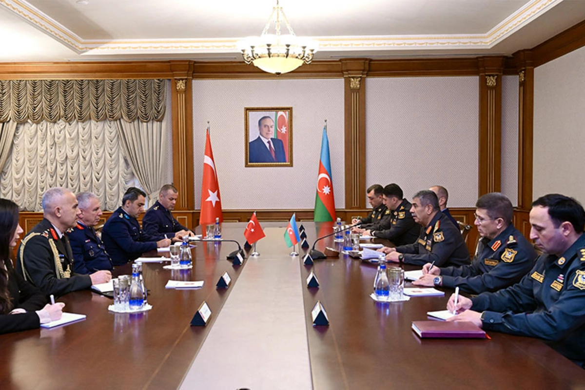 Azerbaijan and Türkiye Hold Talks on Military Cooperation