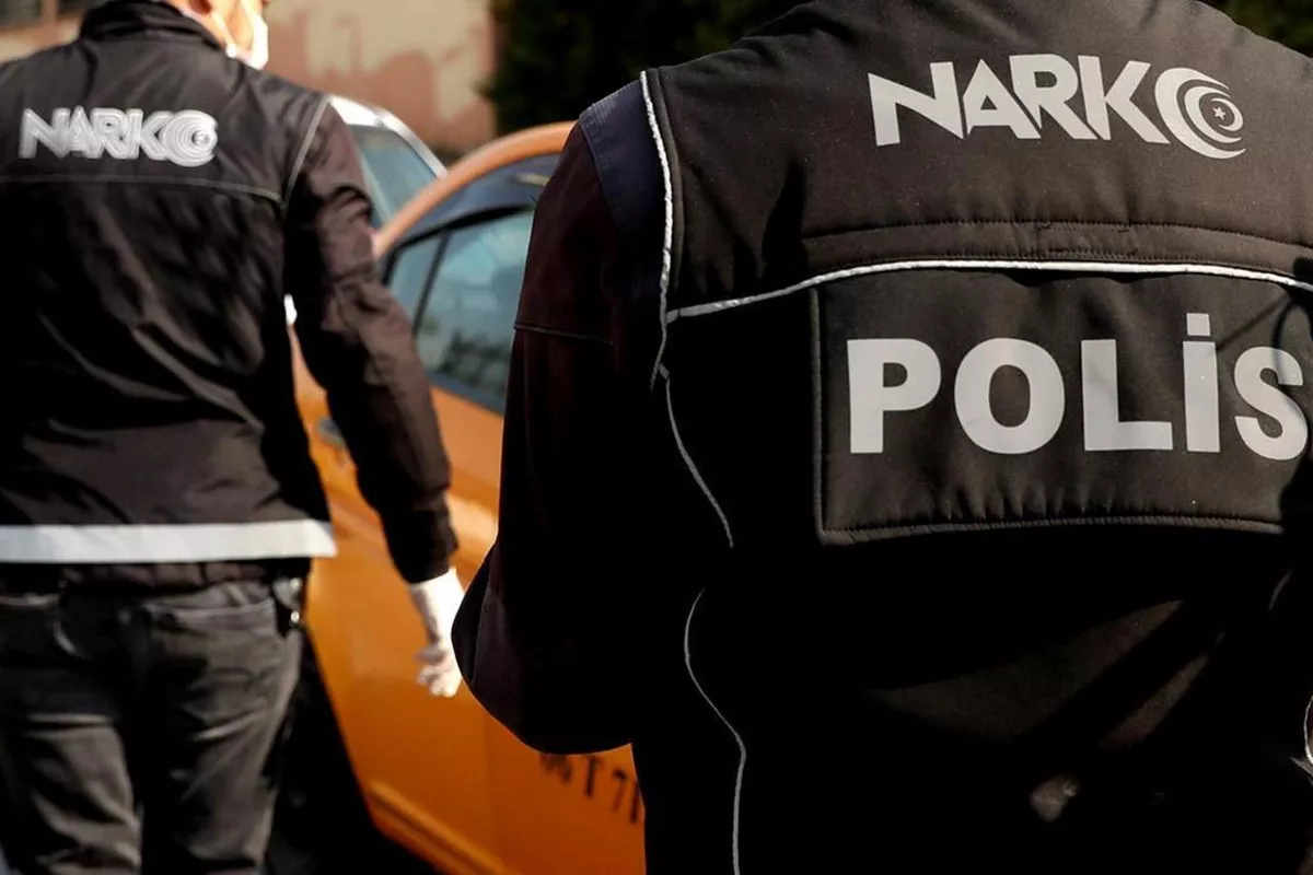 Türkiye Detains Nearly 900 Suspects in Nationwide Anti-Drug Raids