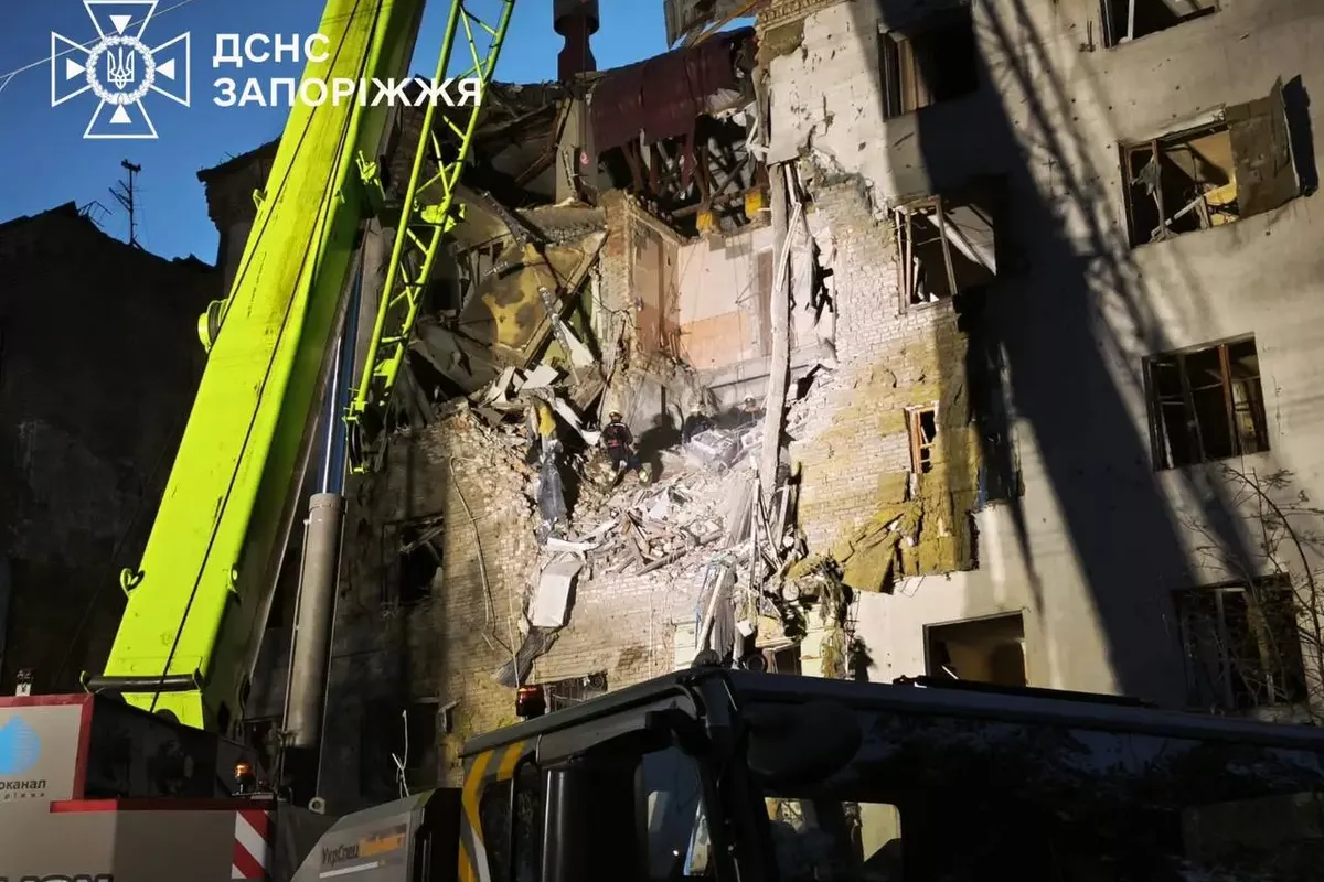Russian Glide Bomb Attack on Zaporizhzhia Kills 2, Injures Over 40, Including Children