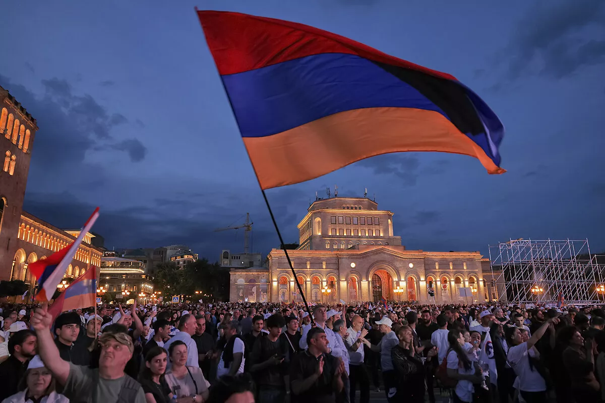 Vote-Buying Scandal Hits Strong Armenia Bloc as Multiple Arrests Made - VIDEO