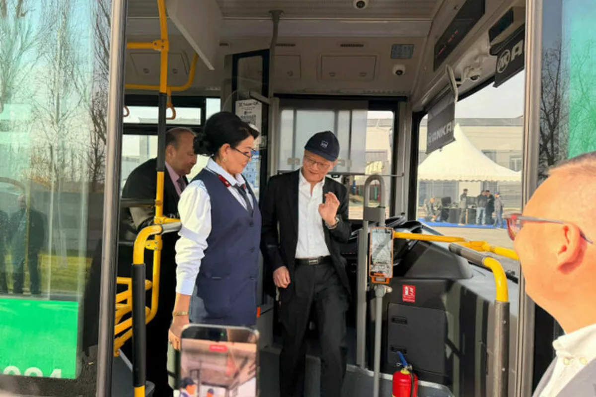 ADB President Tours Bishkek’s New Electric Bus Depot, Reviews Progress of Urban Transport Upgrade