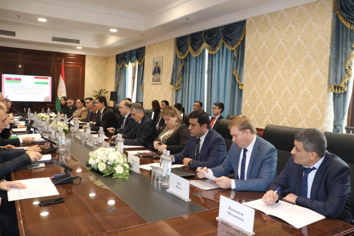 Dushanbe Hosts 7th Tajikistan-Azerbaijan Trade and Economic Cooperation Commission Meeting