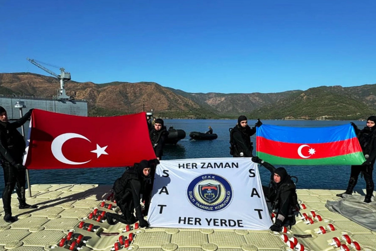 Azerbaijani, Turkish Naval Forces Accomplish Tasks During Joint Drills