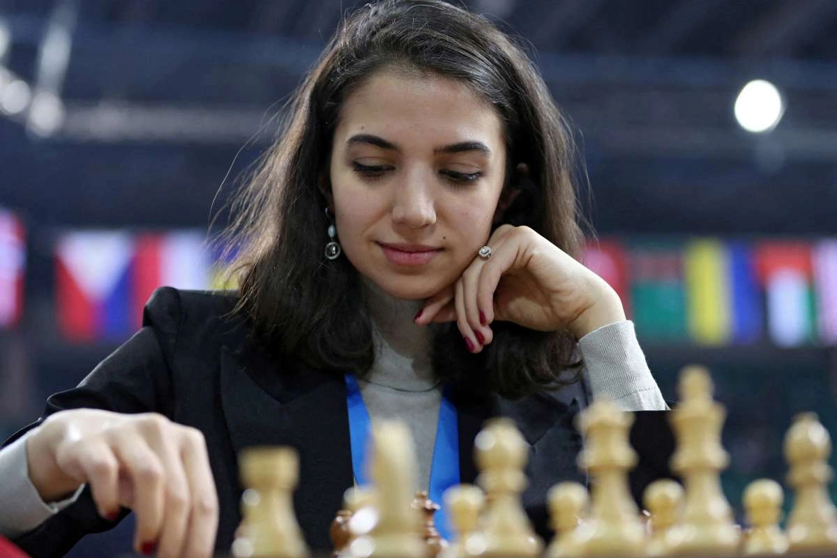 Iranian Chess Player Who Removed Hijab Gets Spanish Citizenship