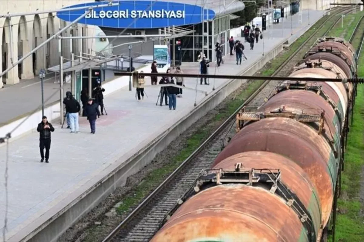 Azerbaijan Sends Another Shipment of Oil Products to Armenia
