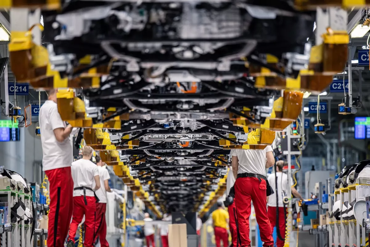 KIA Motors Launches New Car Assembly Plant in Kazakhstan