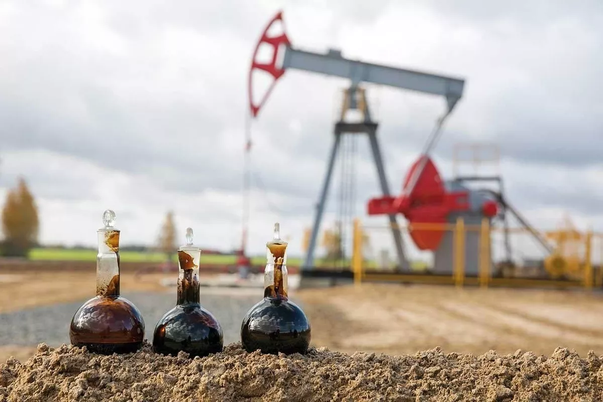 Azerbaijani Oil Price Jumps More Than 4%