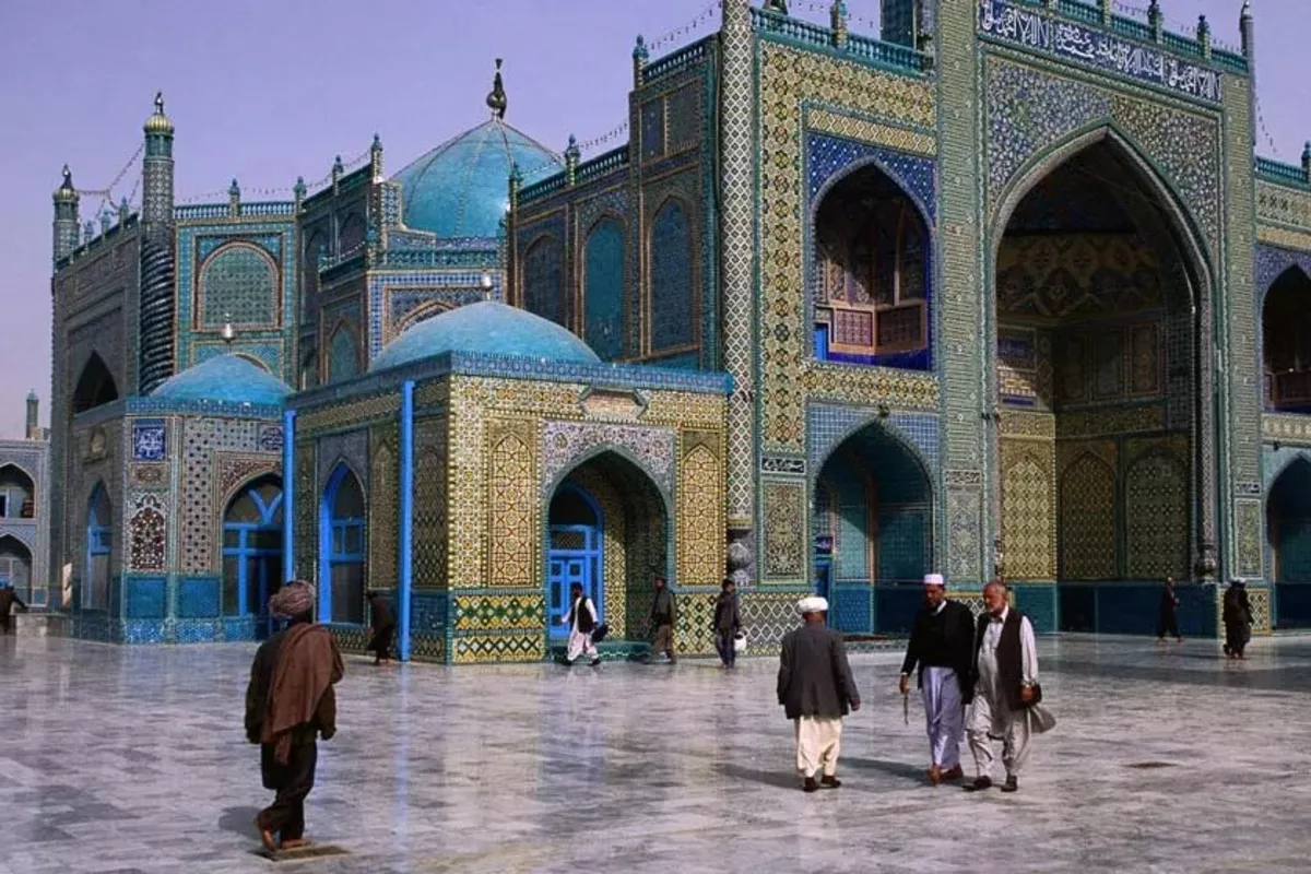 Cultural Exhibition Held in Balkh to Honor Uzbek Language, Heritage