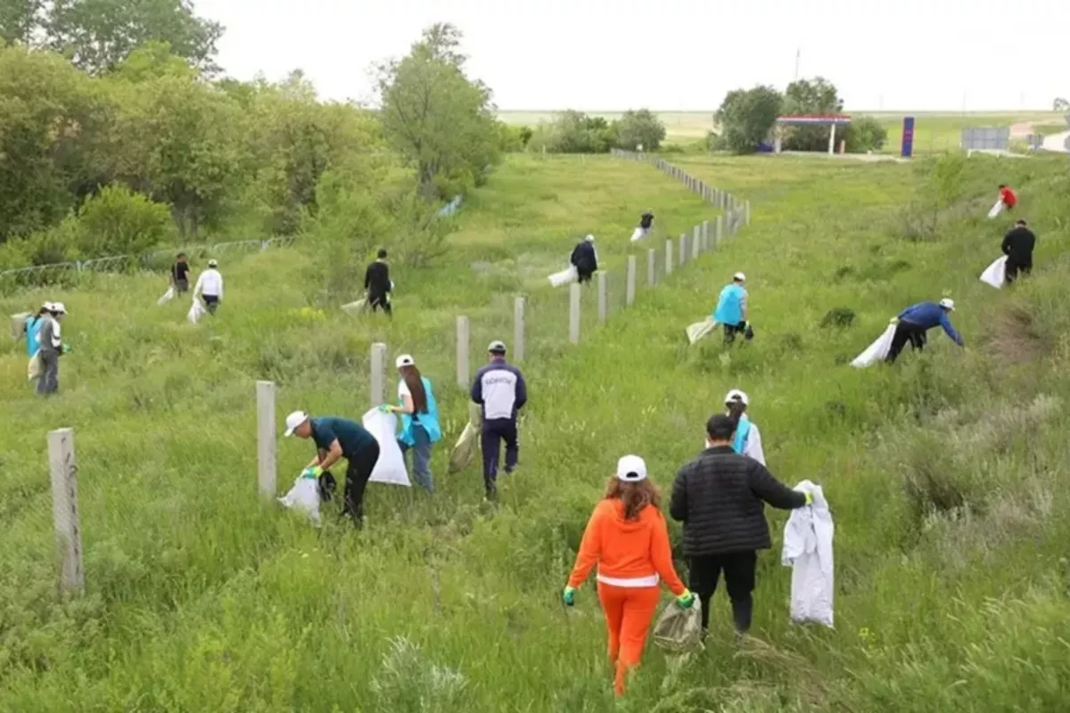 Kazakhstan’s Eco Campaign Rallies 9 Million, Including 448,000 Volunteers