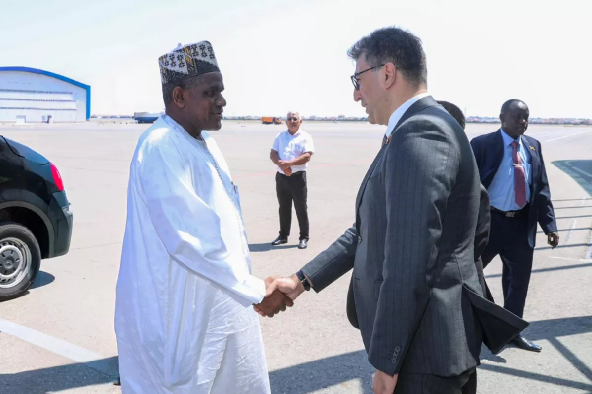 Speaker of Yemen’s House of Representatives Arrives in Azerbaijan for Key OIC Summit