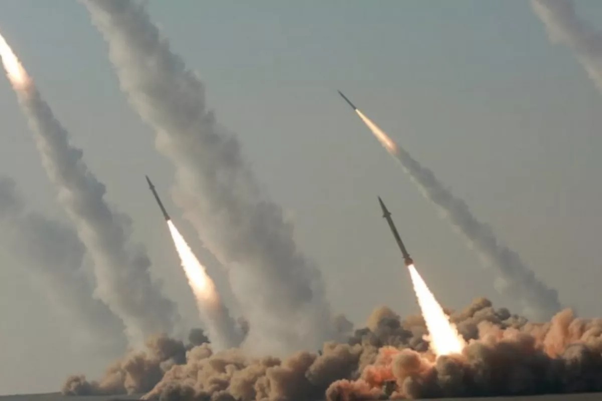 IRGC Claims Launch of Heavy Missile Strikes on Tel Aviv and Haifa