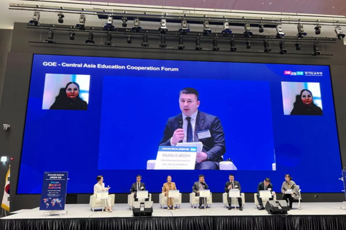 Uzbekistan Showcases School Reforms at S. Korea's Forum