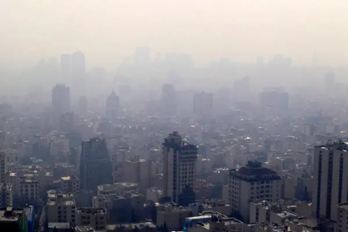 Severe Air Pollution Forces Tehran to Renew Closures
