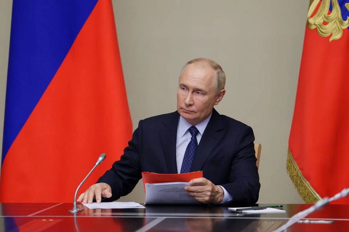 Russias Putin Convenes Security Council Meeting