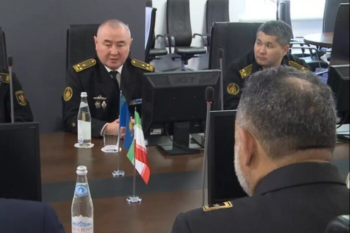Iran Navy Chief Meets with Counterparts in Russia