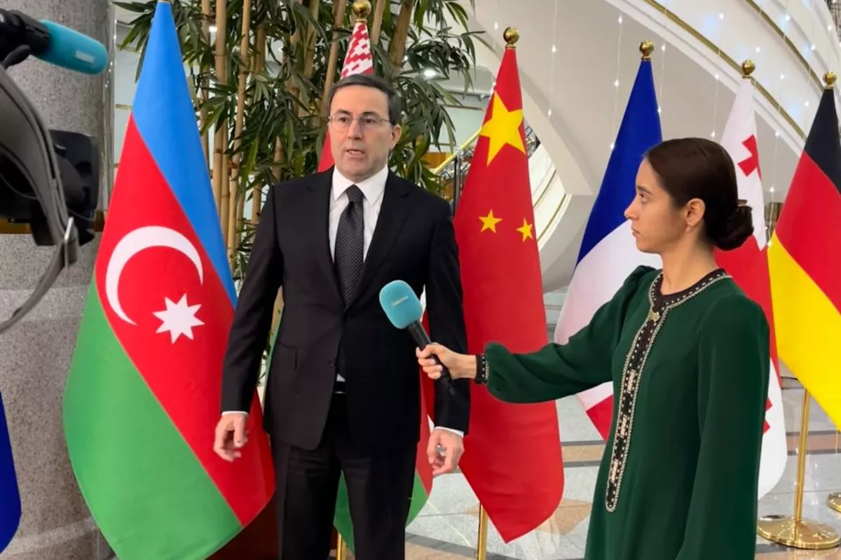 Ashgabat Unveils Azerbaijani Edition of Pearl of Mind Book