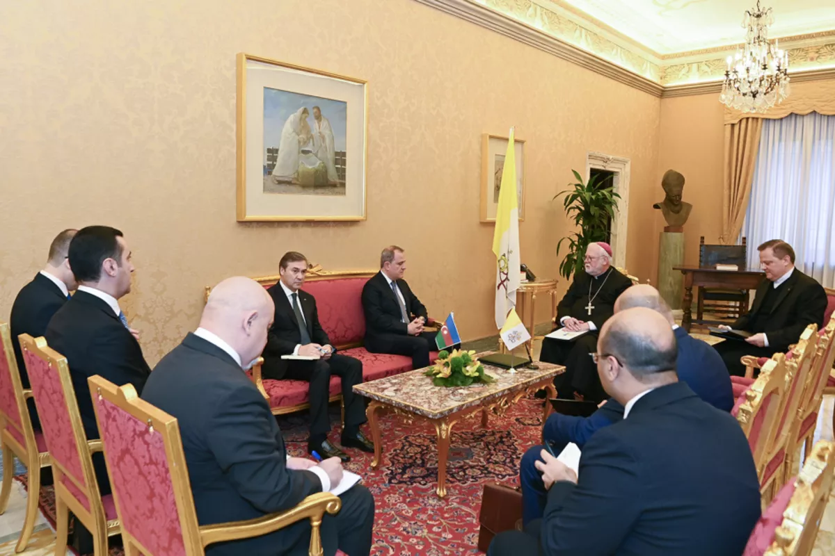 Azerbaijan and Holy See Discuss Potential Cooperation