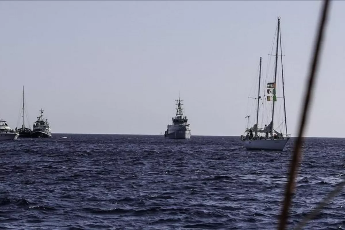 Türkiye Evacuates Passengers Following Breakdown of Global Sumud Flotilla Ship
