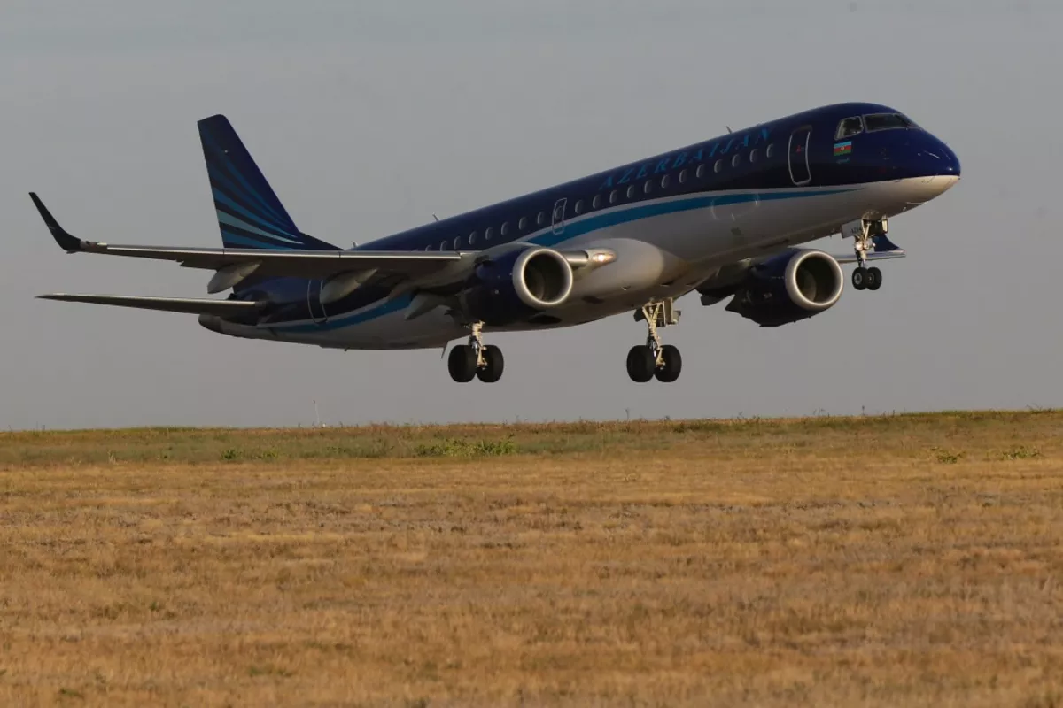 Azerbaijan Airlines Restarts Baku-Astrakhan Flights After Summer Break