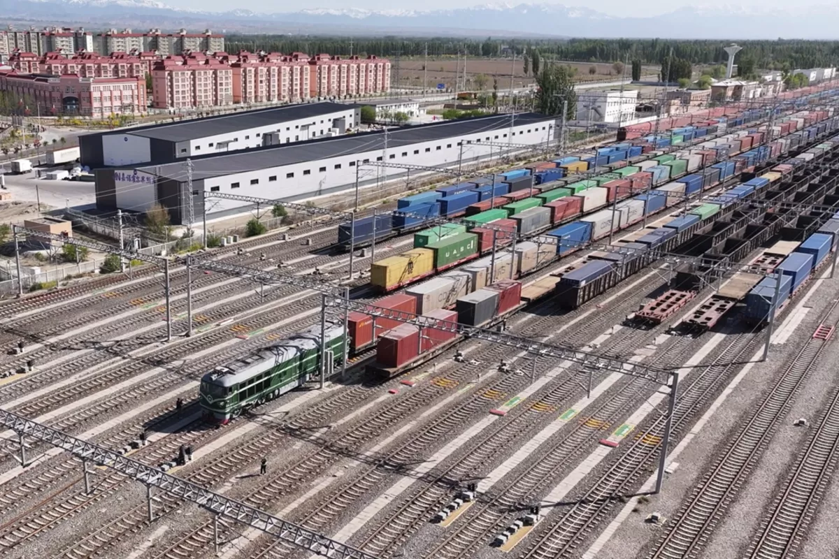 Horgos Rail Port Sees China-Europe, Central Asia Freight Trains Exceed 3,000 This Year