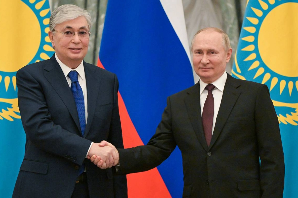 Russia’s Putin Congratulates Kazakh President Tokayev on His Birthday