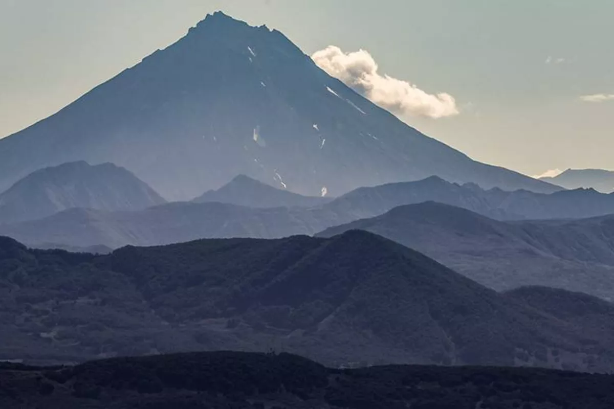 Death Toll Climbs to Two in Russia's Vilyuchinsky Volcano Accident