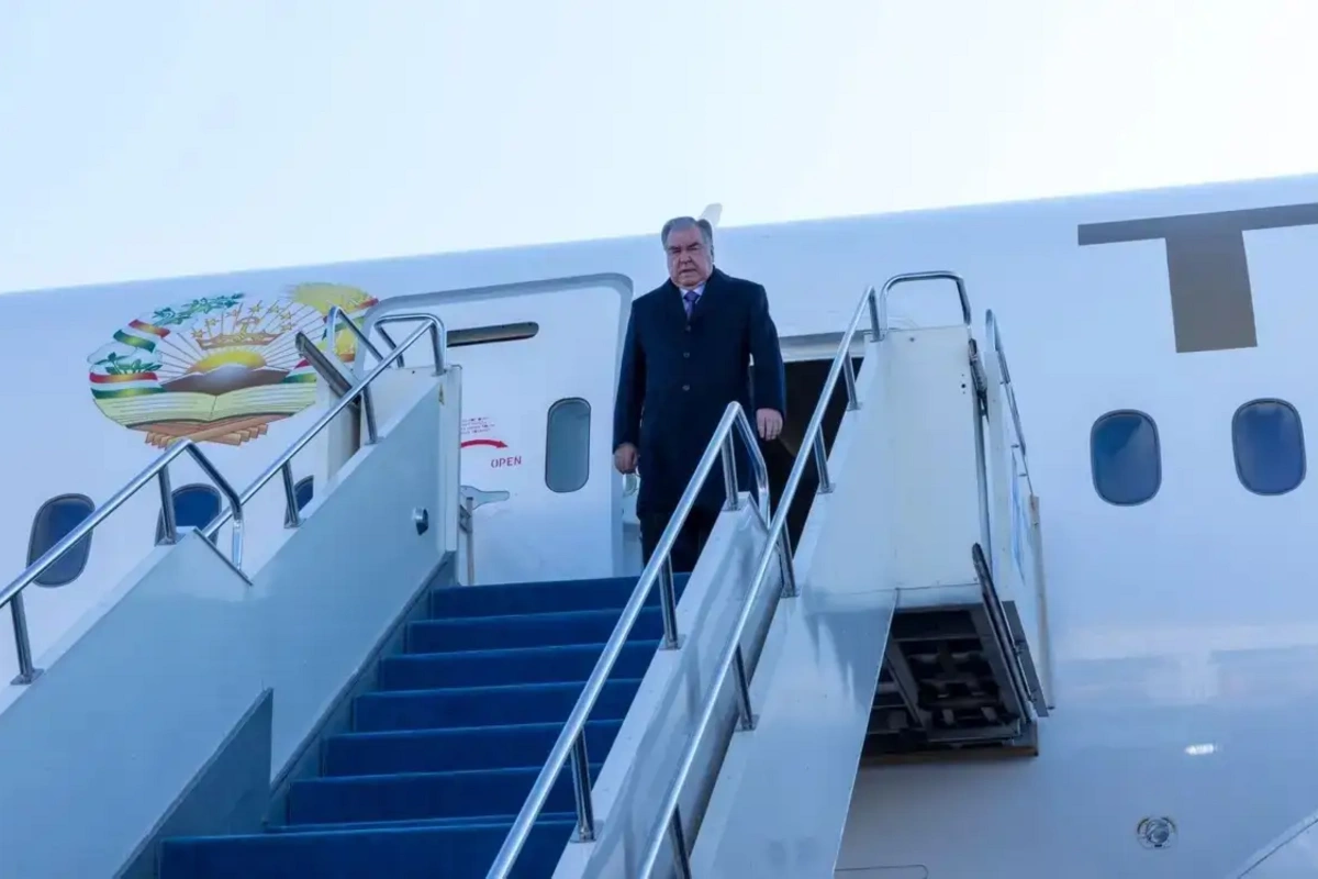 Tajikistans President Arrives in Kazakh Capital