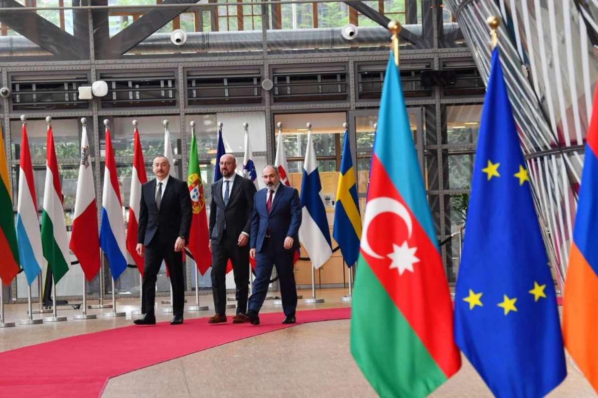 Brussels Meeting Cancelled as Armenian, Azerbaijani, and Georgian PMs Share the Stage in Tbilisi