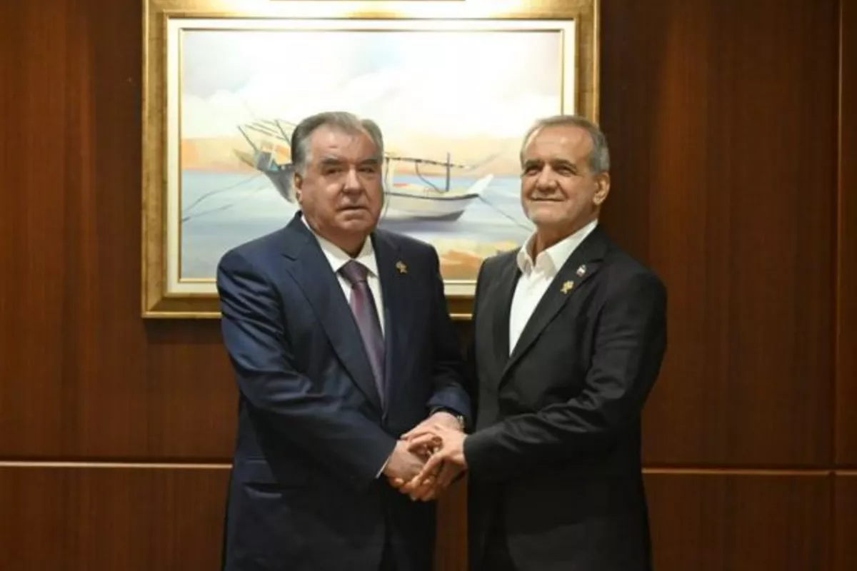 Tajik, Iranian Leaders Discuss Cooperation and Regional Stability at OIC Summit