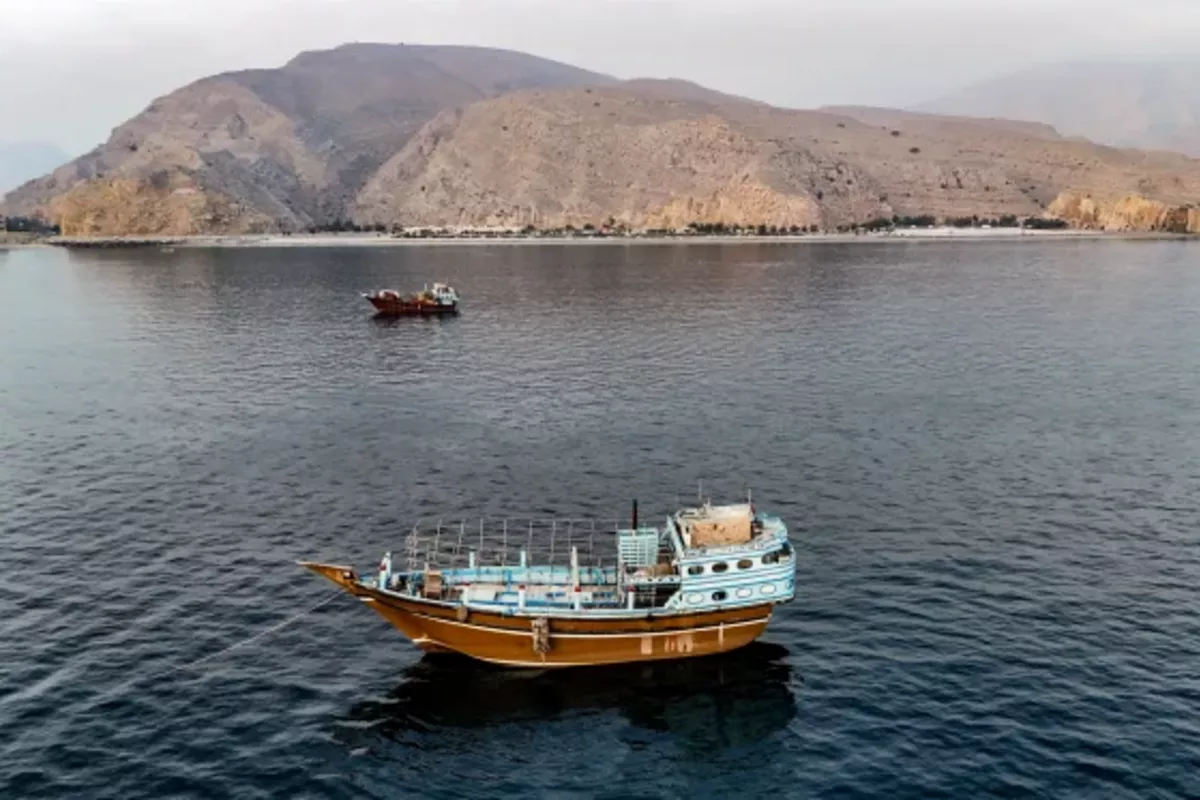 Iran, Oman Prepare New Shipping Rules for Strait of Hormuz