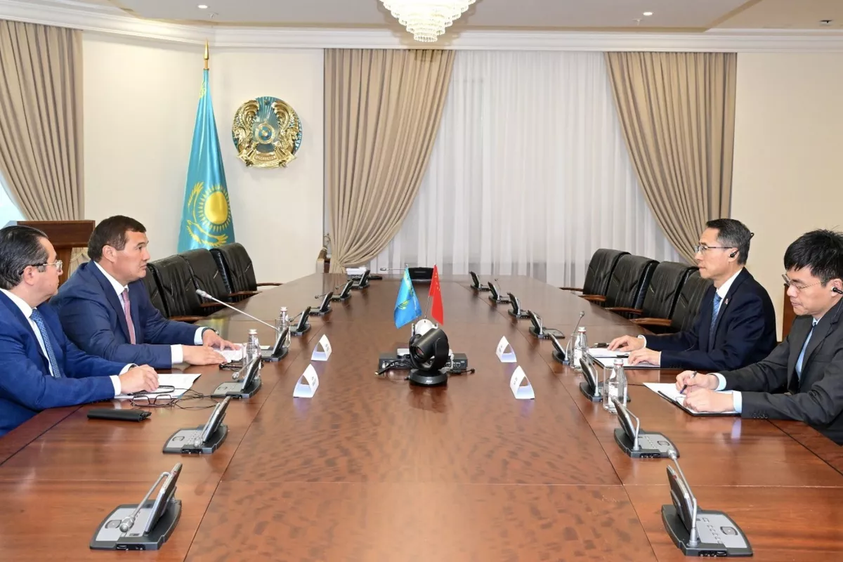 Kazakhstan, China Push to Expand Trade and Economic Ties