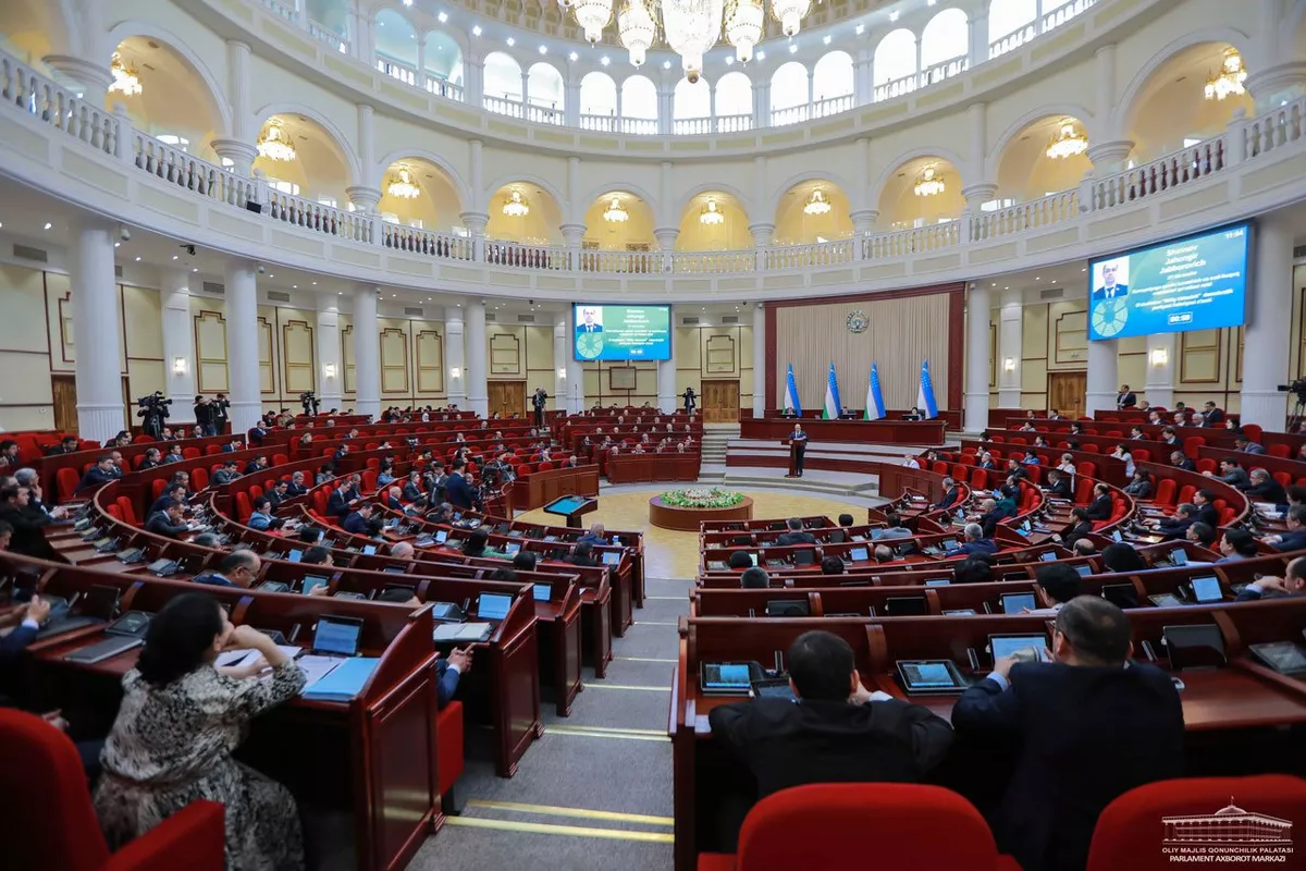 Uzbekistan Proposes Law to Fine Unauthorized Use of Military-Style Uniforms