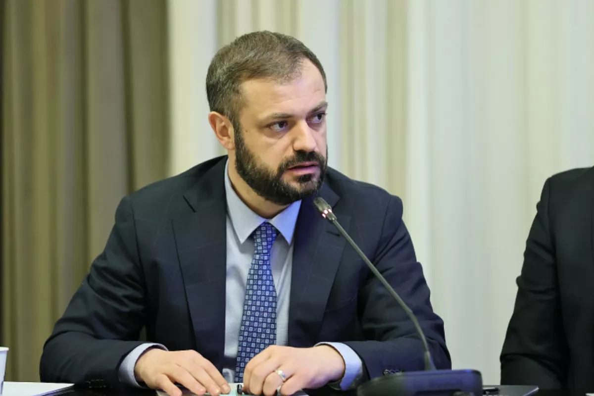 Armenia's Economy Minister Details New Grain Transit Route Through Azerbaijan from Kazakhstan