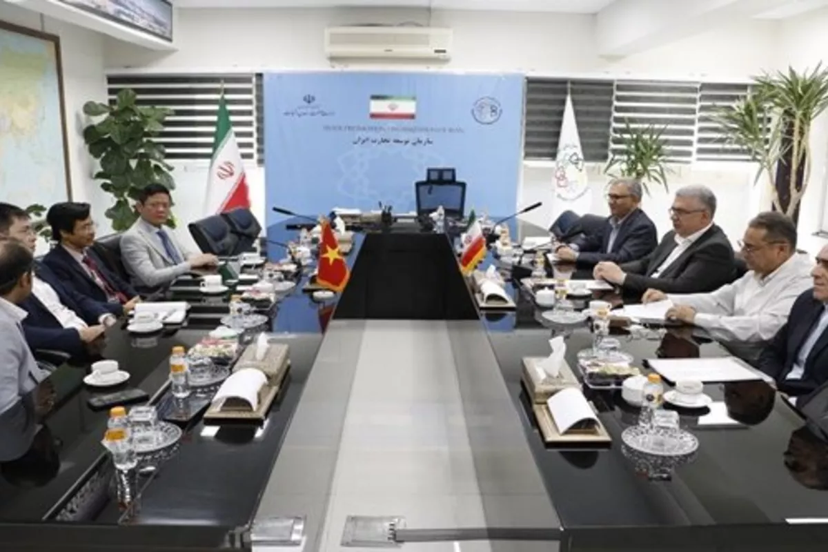 Iran and Vietnam Aim to Strengthen Trade and Joint Production Partnerships