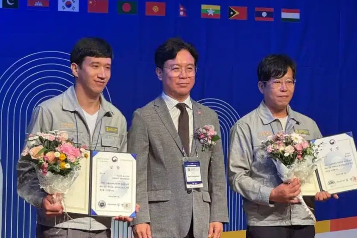 Uzbek Welder Wins Prestigious Best Foreign Worker Award in South Korea