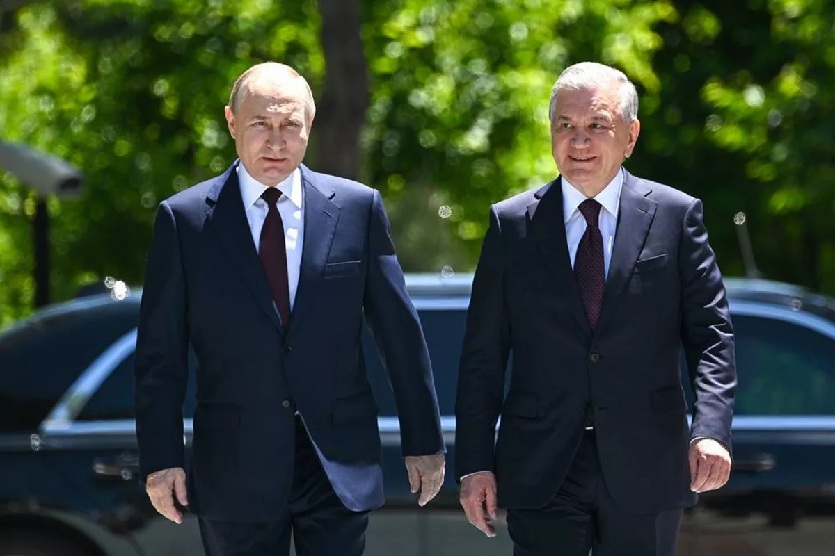 Uzbek, Russian Leaders Discuss Topical Issues of Bilateral Agenda