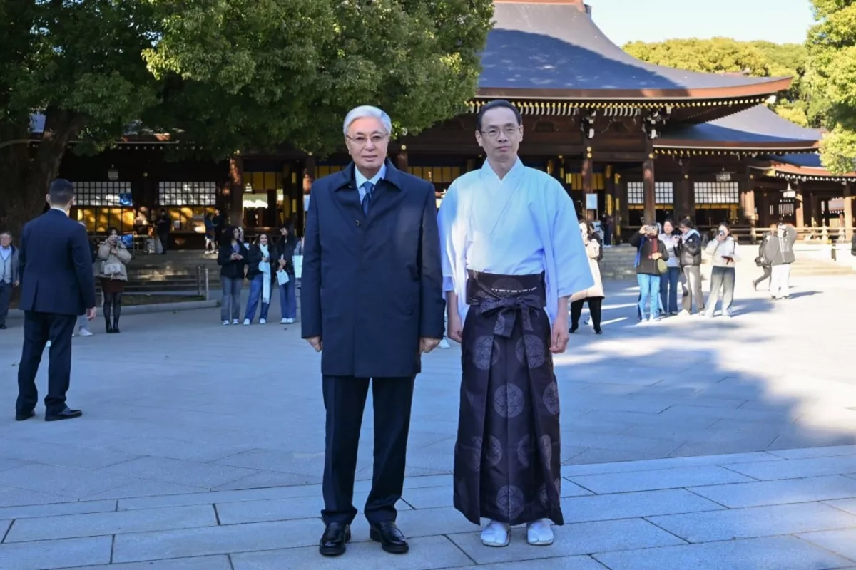 Kazakh President Visits Tokyo’s Historic Meiji Jingu Shrine