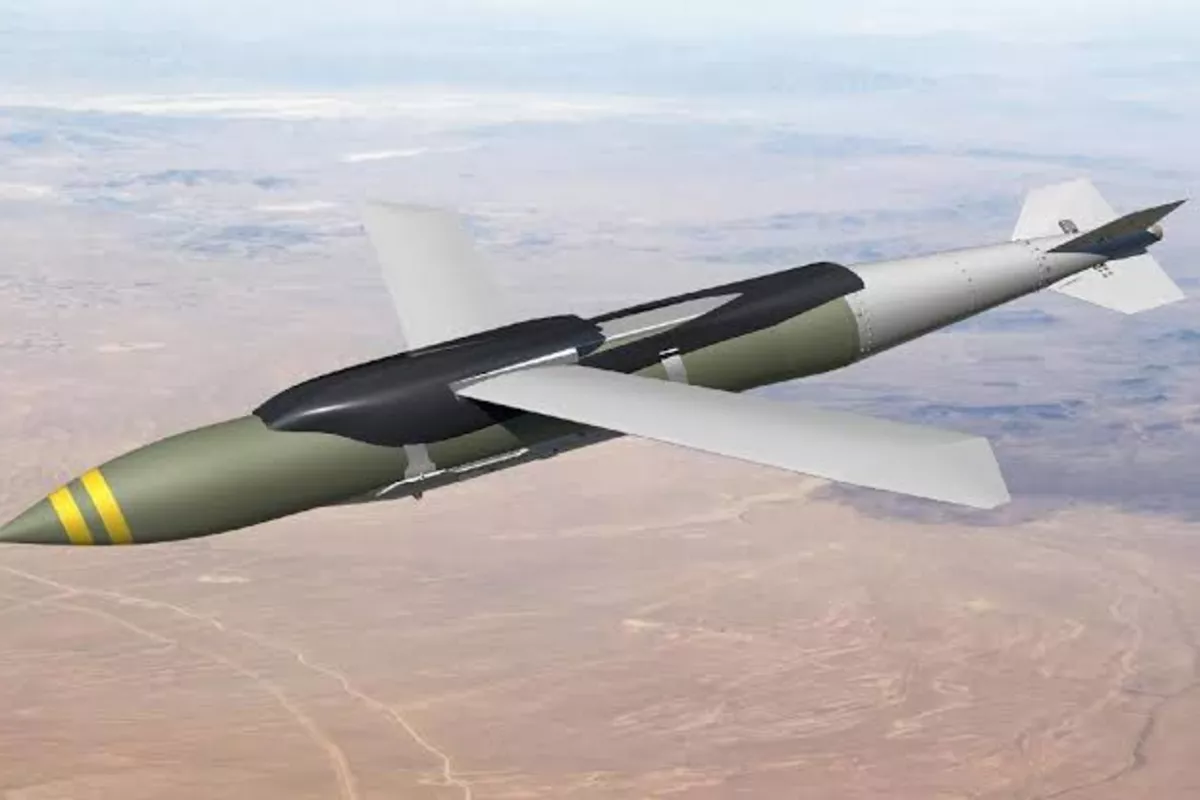 New Russian Precision Bomb Reportedly Appears Over Ukraine