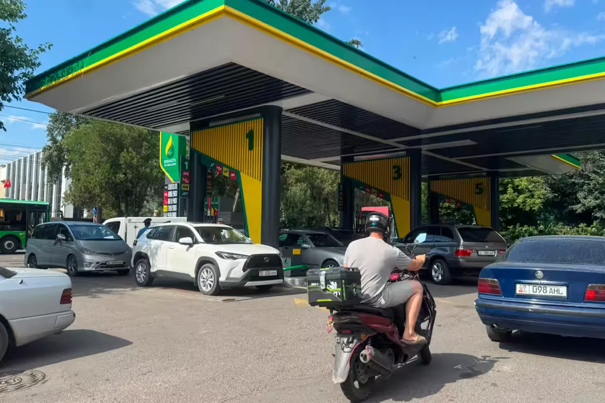 Russia Fuel Crisis Spills Over to Central Asia as Drone Strikes Bite