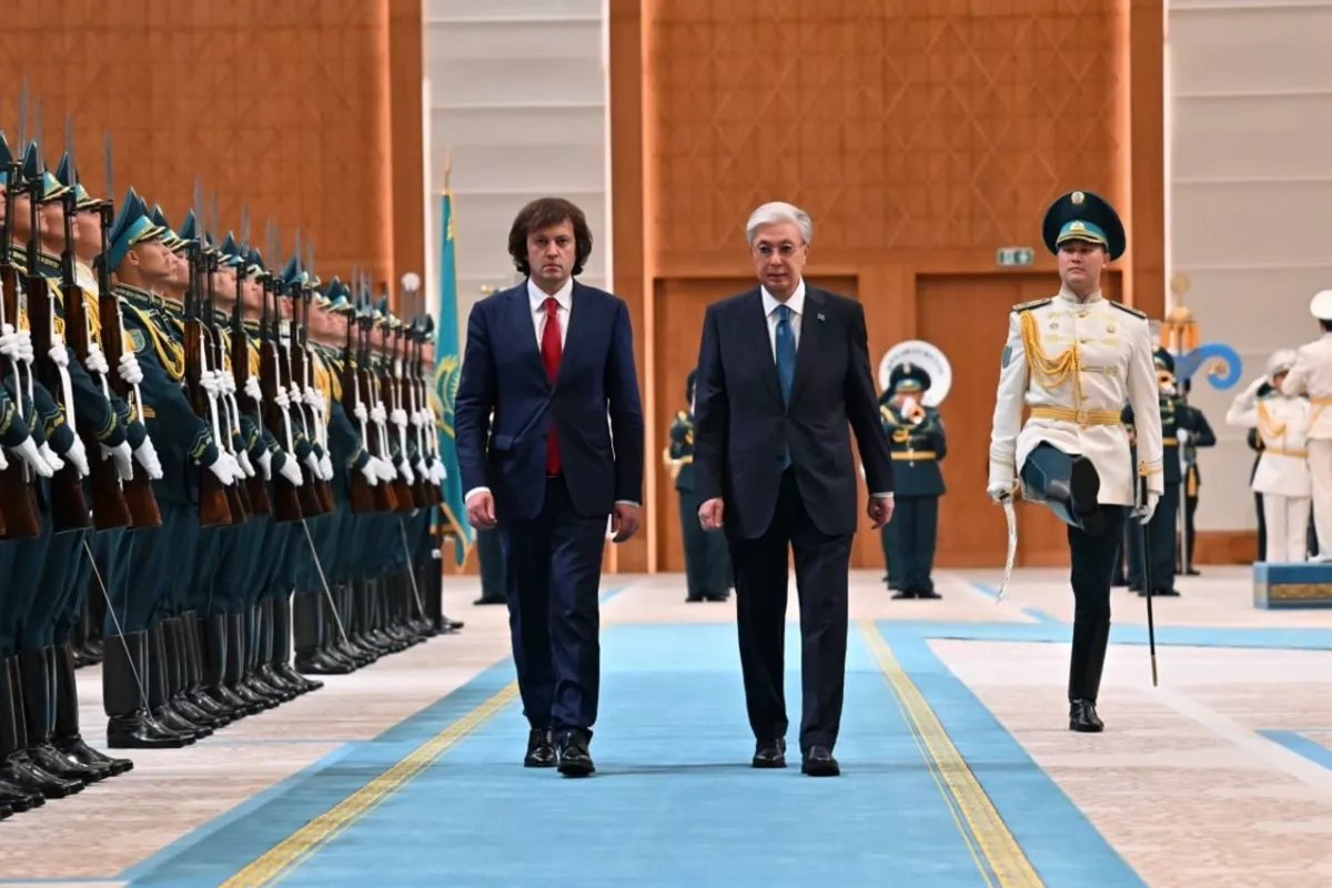 Georgian PM Receives Official Welcome in Kazakhstan