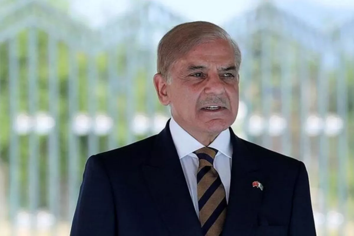 Pakistan PM Shehbaz Sharif Arrives in Türkiye on Official Visit