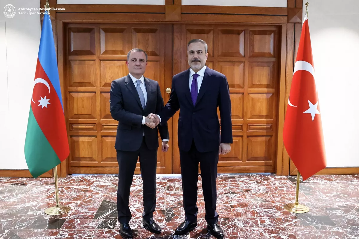 Azerbaijani, Turkish Discuss Regional Security