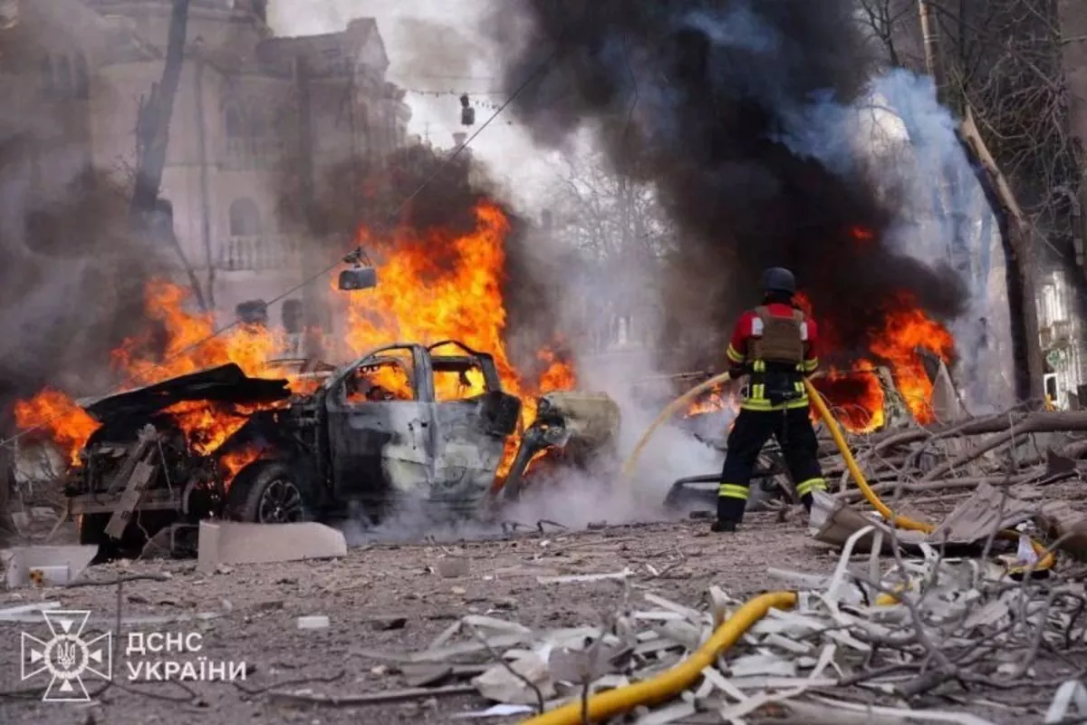 Wave of Strikes Hits Ukraine's Sumy, Leaving Civilians Dead and Injured - VIDEO