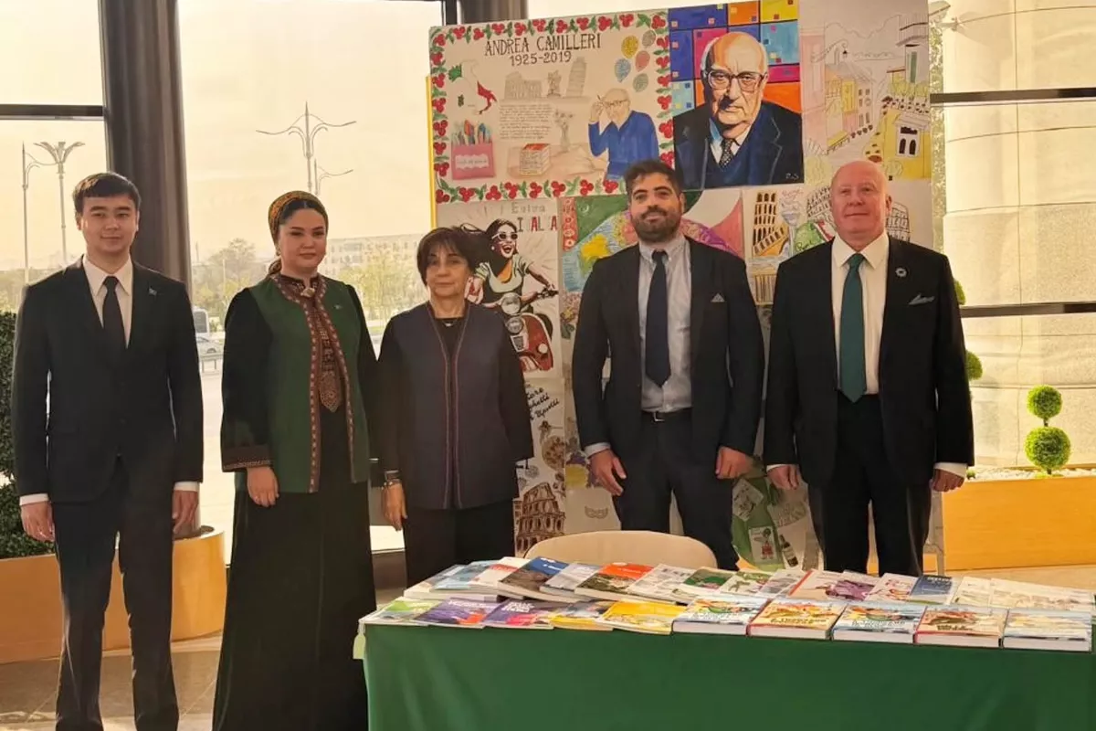 Turkmenistan Celebrates Italian Language Week with Culture, Song, and Scholarship