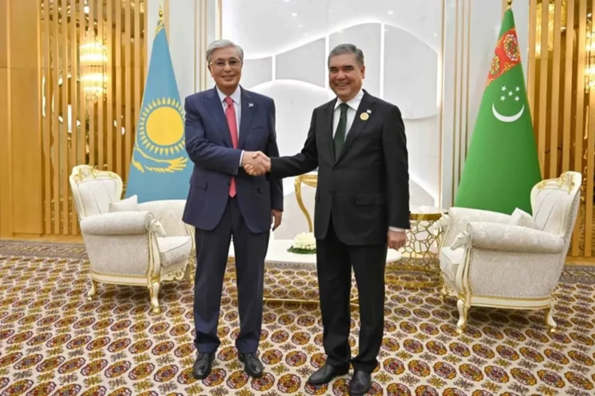 Kazakhstan's Tokayev Holds Brief Talks with Gurbanguly Berdimuhamedov